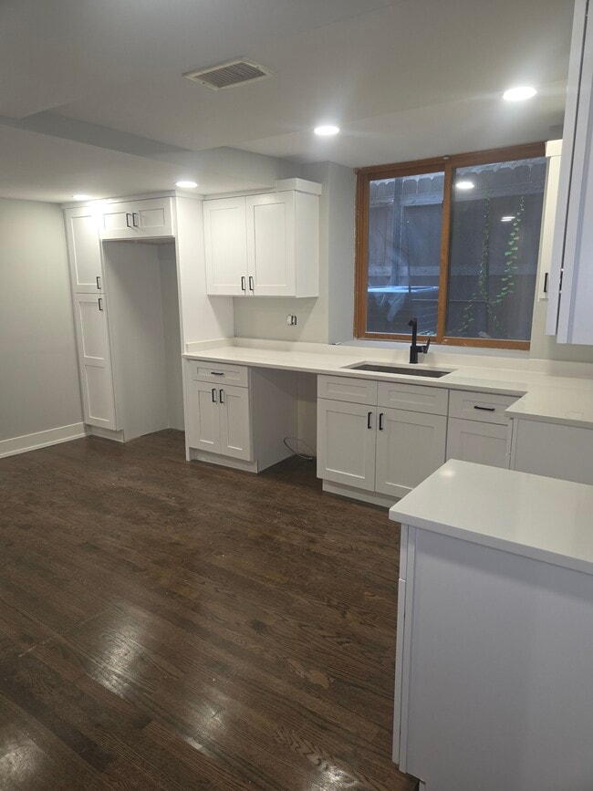 2618 N Mozart St in Chicago, IL - Building Photo - Building Photo