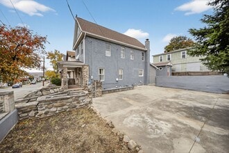 2035 Delaware St in Dunmore, PA - Building Photo - Building Photo