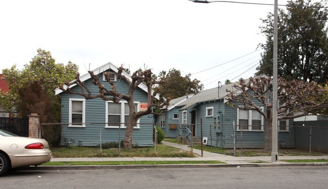 461 E 27th St in Los Angeles, CA - Building Photo - Building Photo