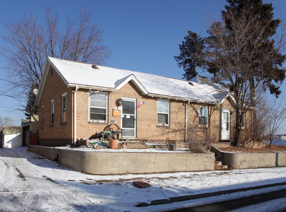 3689 S Broadway in Englewood, CO - Foto de edificio