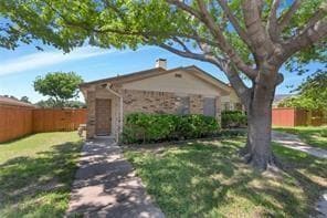 property at 2221 Jackson Cir