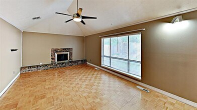 9816 Lancet Ln in The Village, OK - Building Photo - Building Photo