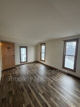 1017 Kentucky St in Lawrence, KS - Building Photo - Building Photo