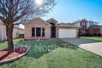 2686 Bull Shoals Dr in Fort Worth, TX - Building Photo - Building Photo