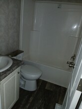 108 Naples Dr in La Fontaine, IN - Building Photo - Building Photo