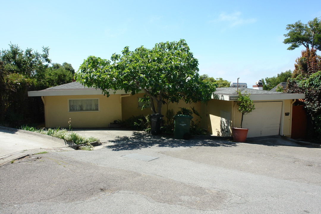 2522 Hill Ct in Berkeley, CA - Building Photo