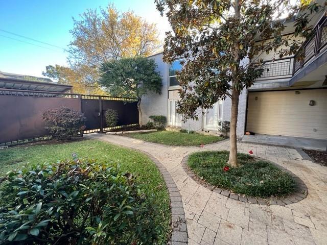 2722 Knight St in Dallas, TX - Building Photo