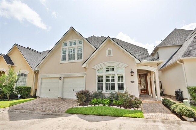 1107 Ridgecrossing Ln in Houston, TX - Foto de edificio - Building Photo