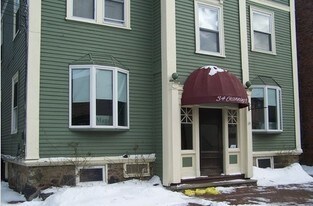 34 Channing St in Newton, MA - Building Photo