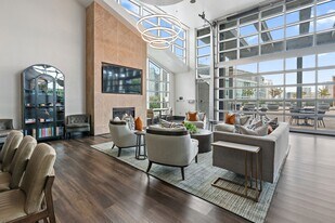 600 12th Ave S, Unit 1708 in Nashville, TN - Building Photo