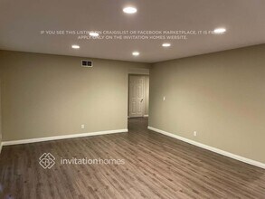 829 Calle Catalpa in Thousand Oaks, CA - Foto de edificio - Building Photo