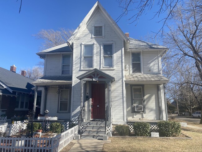 124 Allison St in Newton, KS - Foto de edificio - Building Photo