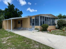 144 Stuart Cir in Port Orange, FL - Building Photo