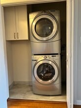 5255 Halifax Dr in San Jose, CA - Foto de edificio - Building Photo