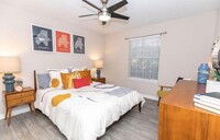 300 Deering Rd NW, Unit 52520302 in Atlanta, GA - Building Photo - Building Photo