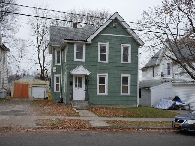 72 Broome second floor St in Binghamton, NY - Building Photo - Building Photo