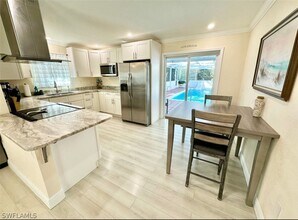 5934 Tropical Dr in Ft. Myers, FL - Building Photo - Building Photo