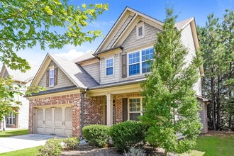 928 Upland Ives Dr in Sugar Hill, GA - Building Photo - Building Photo