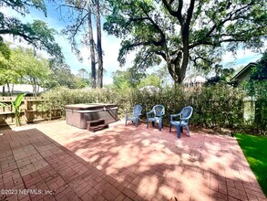 184 Summerfield Dr in Ponte Vedra Beach, FL - Foto de edificio - Building Photo