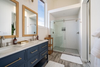 1217 Columbine St in Wenatchee, WA - Building Photo - Building Photo