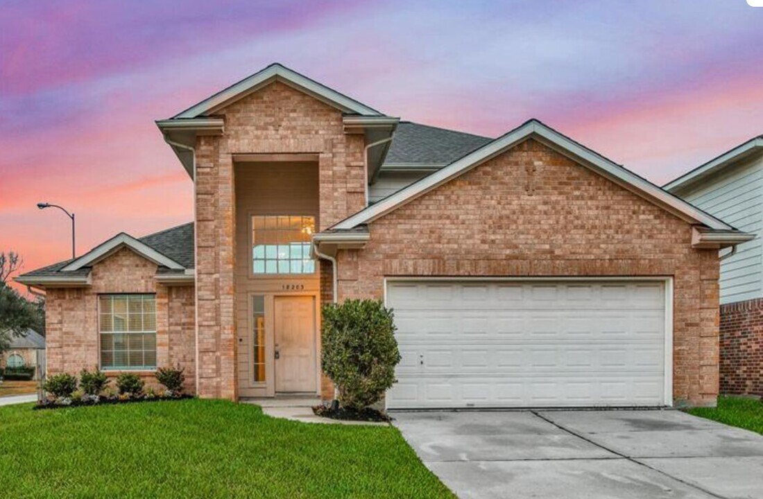 18203 Winding Timbers Ln in Atascocita, TX - Building Photo