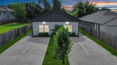 7502 Sandle St in Houston, TX - Building Photo - Building Photo