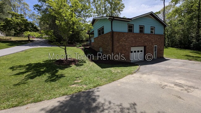 property at 17 Due West Rd