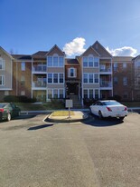 3013 Katewood Ct, Unit 2 bedroom apartment in Baltimore, MD - Building Photo