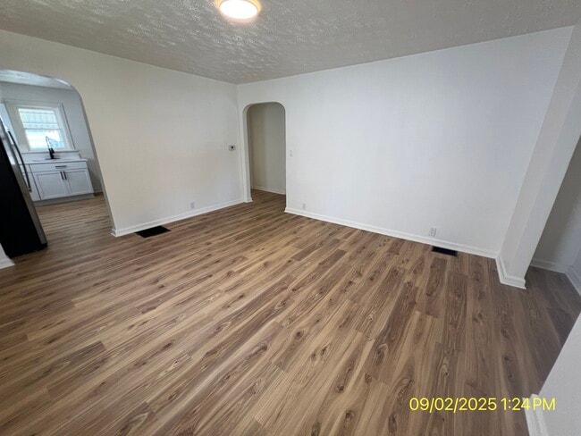 2015 S Hackley St in Muncie, IN - Foto de edificio - Building Photo