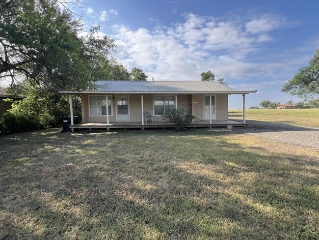 property at 673 Farm-To-Market Rd 78