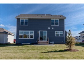 10226 Arrowwood Path in Woodbury, MN - Building Photo - Building Photo