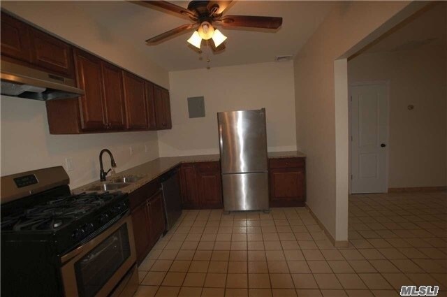 400 Jericho Turnpike-Unit -3 in New Hyde Park, NY - Building Photo - Building Photo