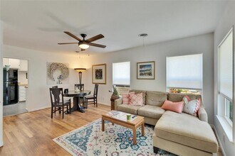 5206 Grover Ave in Austin, TX - Building Photo - Building Photo