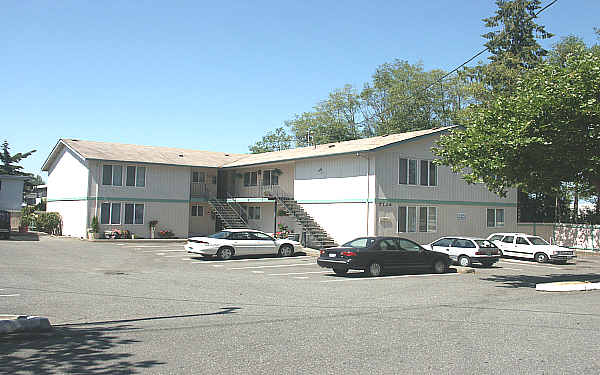 RAINIER in Everett, WA - Building Photo - Building Photo