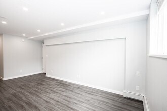 585 Corydon Apartment in Winnipeg, MB - Building Photo - Building Photo