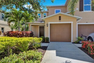 6351 Brant Bay Blvd in North Fort Myers, FL - Building Photo