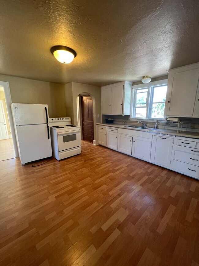 property at 321 McLean Ave