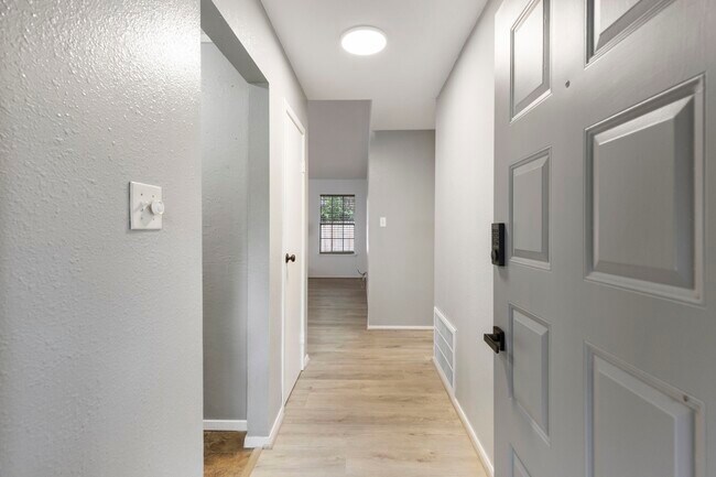 25 Dellforest Ct in Spring, TX - Building Photo - Building Photo