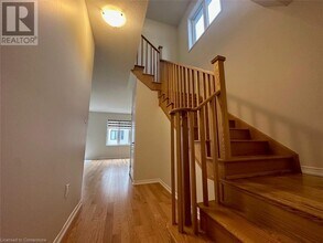 23 Amos Ave in Brantford, ON - Building Photo - Building Photo