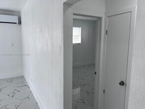 1131 SW 7th St in Miami, FL - Building Photo - Building Photo