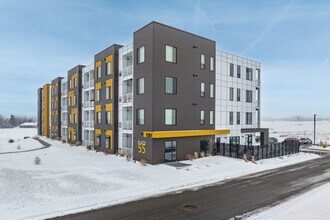 Flats 55 in Stewartville, MN - Foto de edificio - Building Photo
