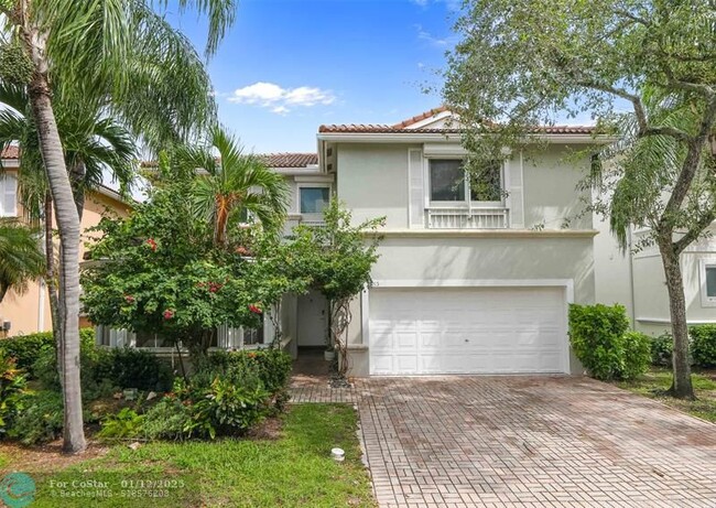 1015 Corkwood St in Hollywood, FL - Building Photo - Building Photo