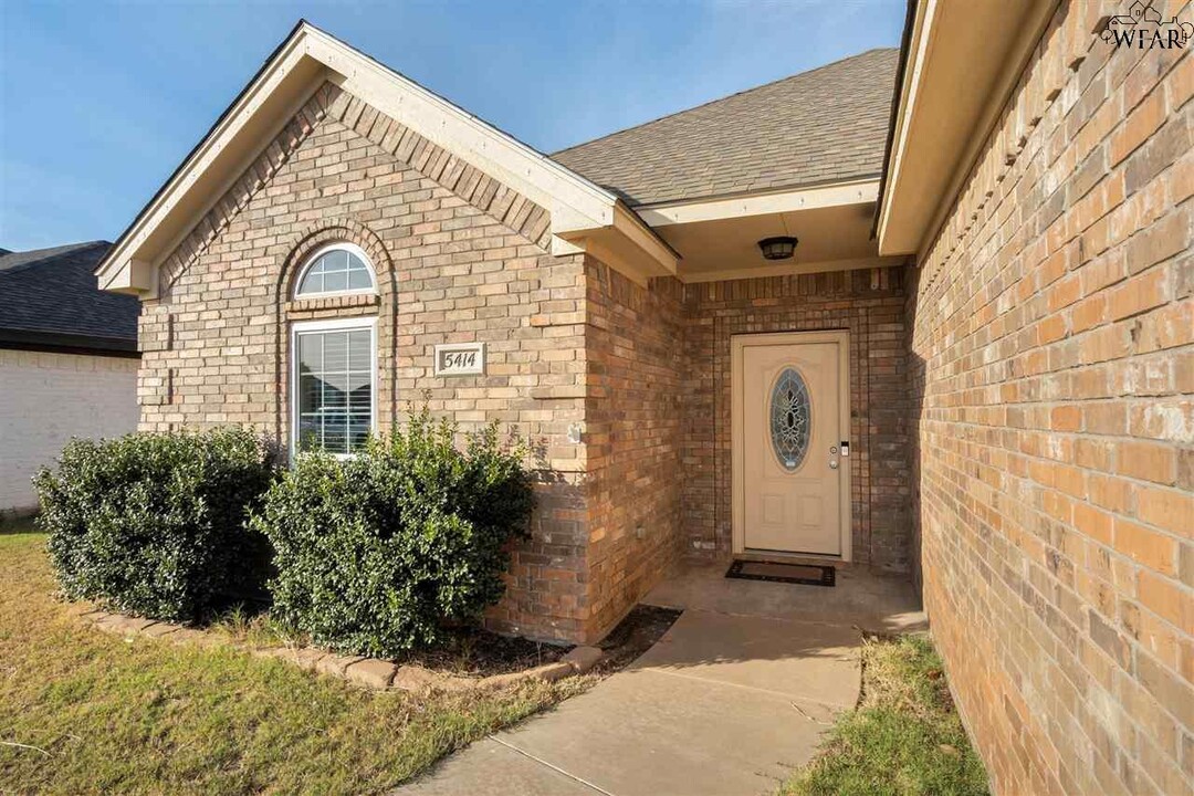 5414 Madiliz Way in Wichita Falls, TX - Building Photo