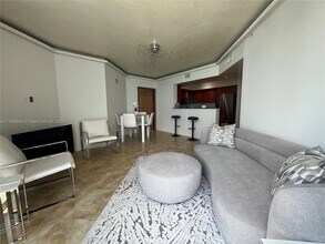 16699 Collins Ave, Unit # 2609 in Sunny Isles Beach, FL - Building Photo - Building Photo