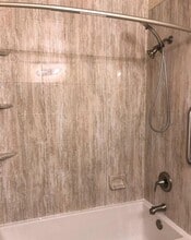 166 Thoreau Dr in Plainsboro, NJ - Building Photo - Building Photo