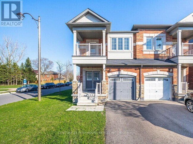 property at 80 Hollowgrove Blvd