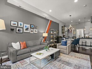 2108 1st St NW in Washington, DC - Building Photo - Building Photo