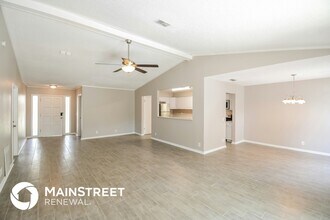 7850 Blank Dr N in Jacksonville, FL - Building Photo - Building Photo