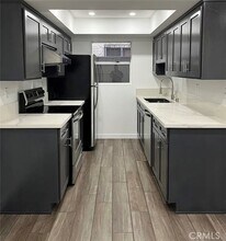 1110 Leland Way-Unit -B in Burbank, CA - Building Photo - Building Photo