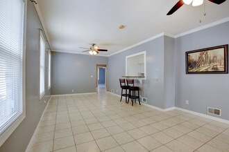 150 Brookdale Ave, Unit 1 in Newark, NJ - Building Photo - Building Photo